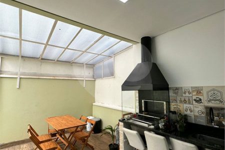 Casa à venda com 3 suítes no condomínio Vila Ytu, Indaiatuba - SP