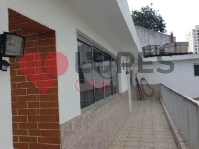 Sobrado à venda ou para alugar com 4 quartos, sendo 3 suítes,  em Jardim São Bento, São Paulo, SP
