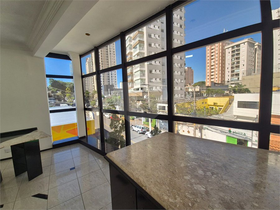 Sobrado à venda ou para alugar com 1 quarto em Saúde, São Paulo, SP