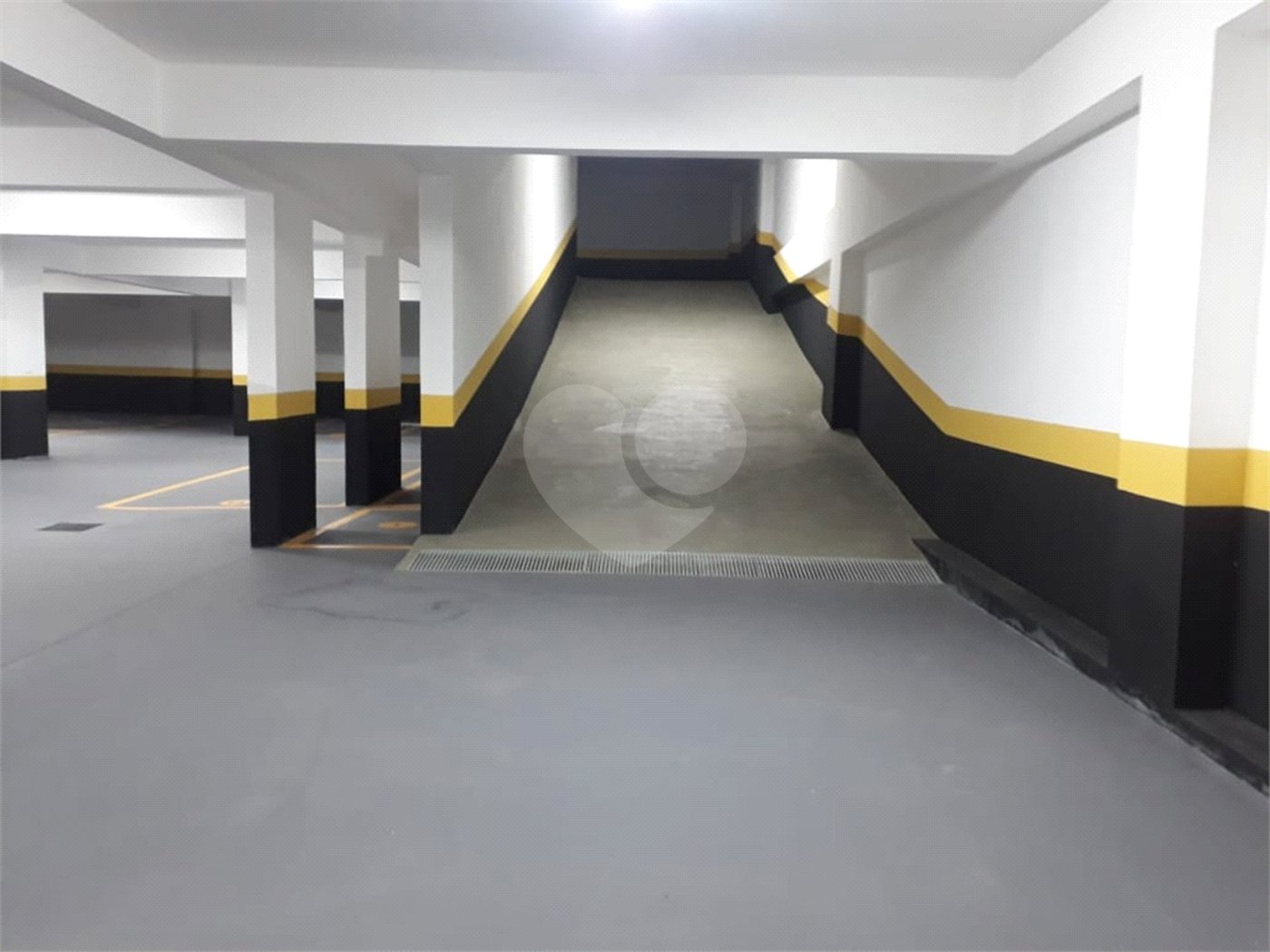 Sala para alugar em Vila Gilda, Santo André, SP