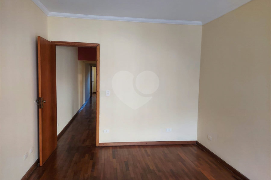 Sobrado à venda com 3 quartos, sendo 1 suíte, no Brasilândia, São Paulo, SP