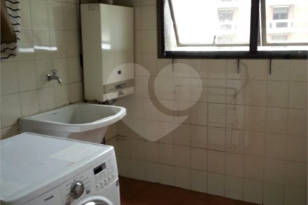 Apartamento à venda com 3 quartos, sendo 1 suíte, em Jardim Vitória Régia, São Paulo, SP