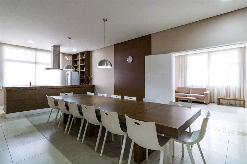 Apartamento à venda com 2 quartos, sendo 1 suíte,  em Vila Andrade, São Paulo, SP