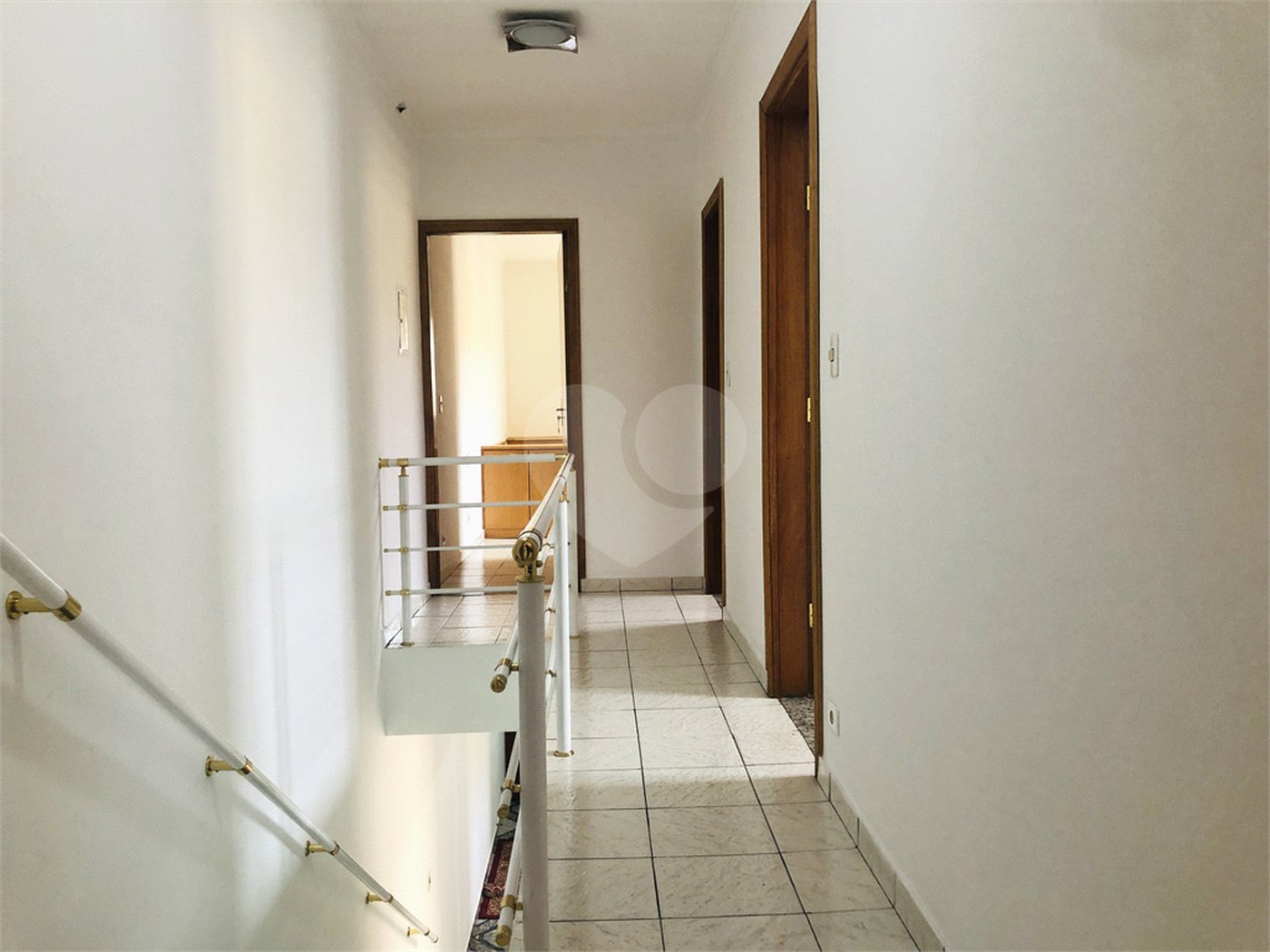 Sobrado à venda com 3 quartos, sendo 1 suíte, em Vila Romero, São Paulo, SP