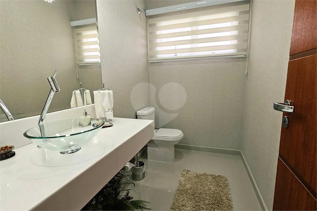 Casa à venda com 5 suítes no condomínio Capital Ville 2, Jundiaí - SP