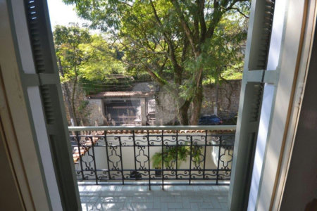 Sobrado à venda com 5 quartos, sendo 4 suítes,  em Jardim Panorama, São Paulo, SP