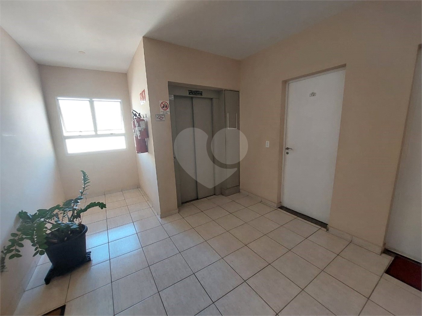 Apartamento à venda com 2 quartos em Vila Brizzola, Indaiatuba, SP