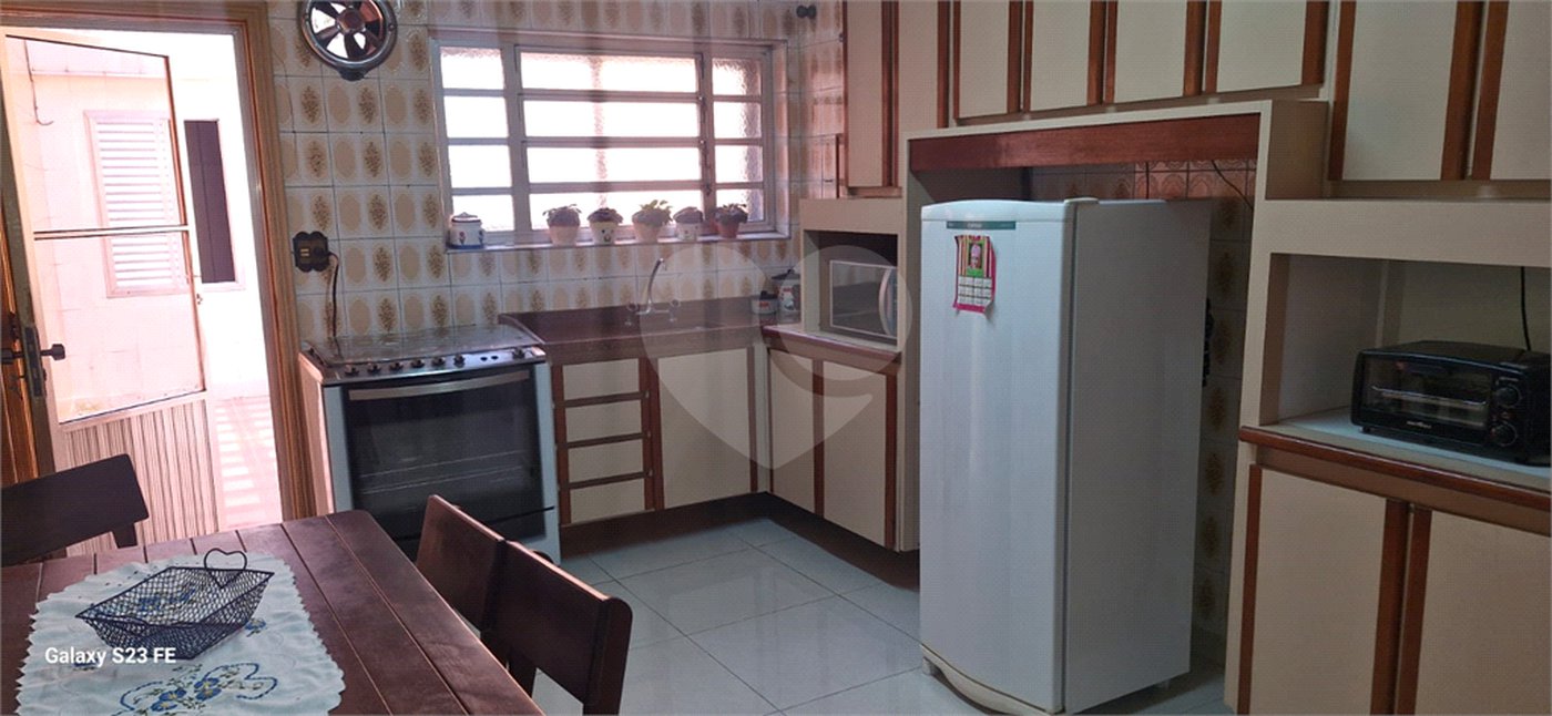 Sobrado à venda com 2 quartos, sendo 1 suíte,  em Vila Guilherme, São Paulo, SP