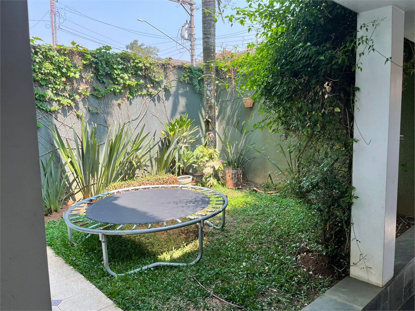 Sobrado à venda com 4 quartos, sendo 1 suíte, em Jardim Prudência, São Paulo, SP