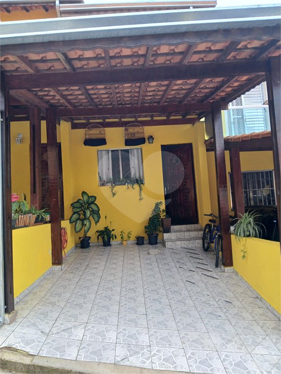 Casa à venda com 2 quartos no condomínio Residencial Armênia, Ferraz de Vasconcelos - SP