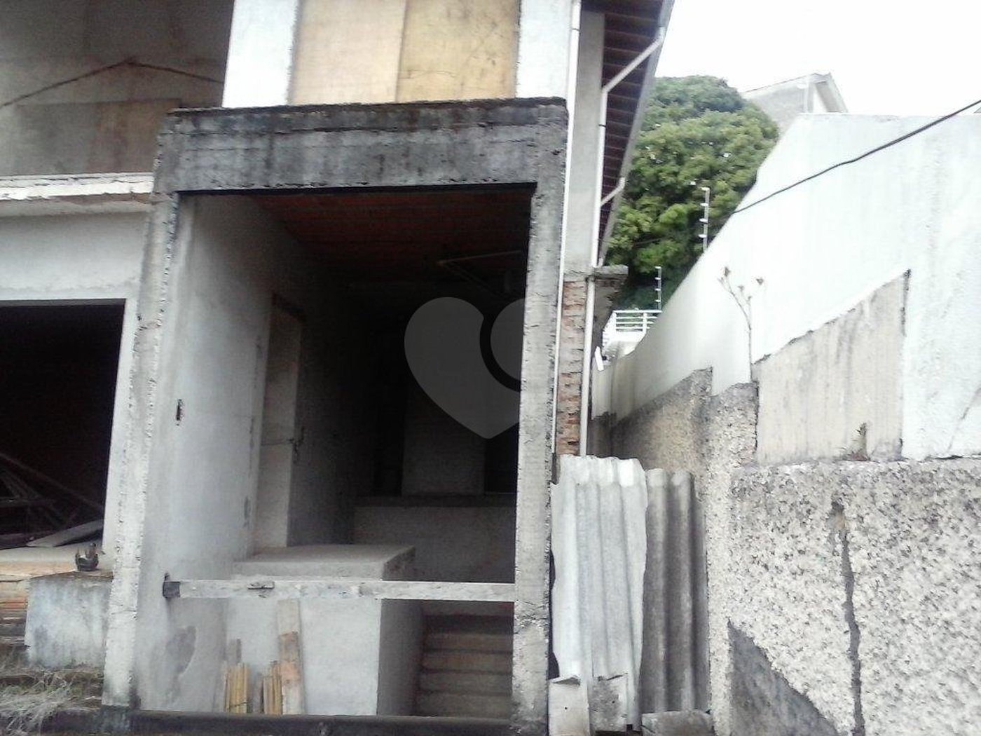 Sobrado à venda com 4 quartos, sendo 1 suíte, em Barro Branco (zona Norte), São Paulo, SP