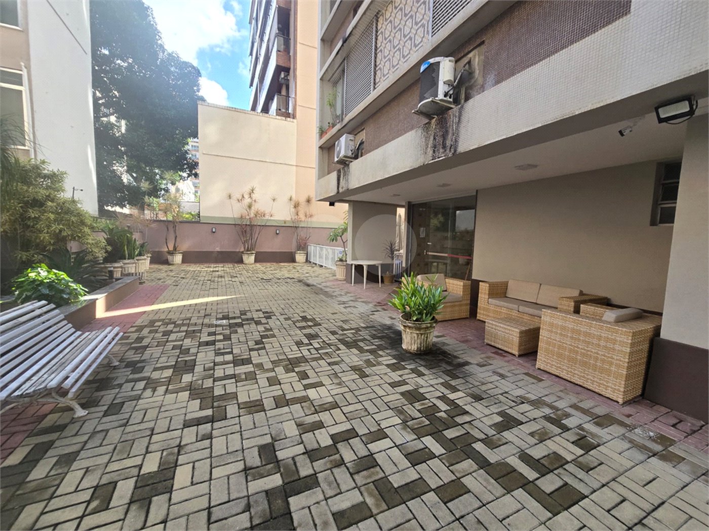 Apartamento à venda com 3 quartos, sendo 1 suíte, em Tijuca, Rio de Janeiro, RJ