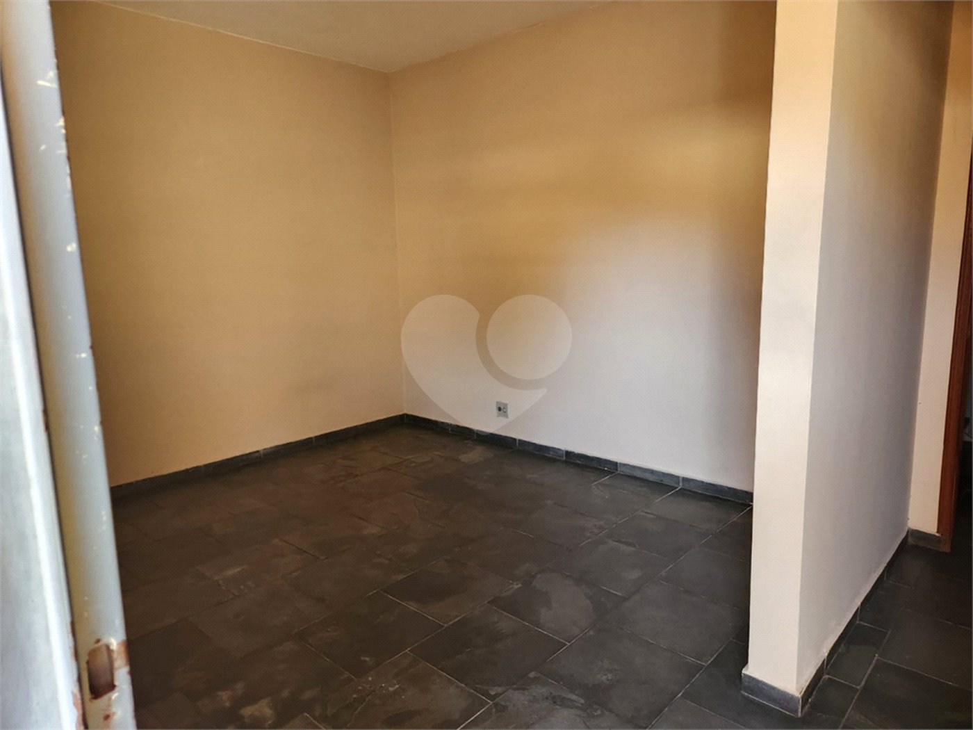 Casa à venda com 2 quartos em Vila Santa Maria (vila Xavier), Araraquara, SP