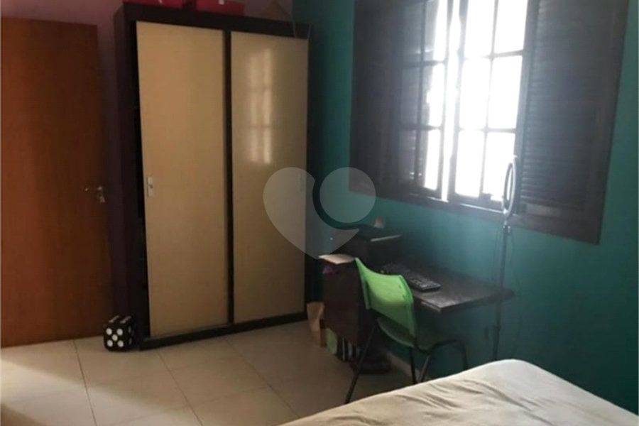 Sobrado à venda com 5 quartos, sendo 1 suíte, em Santana, São Paulo, SP