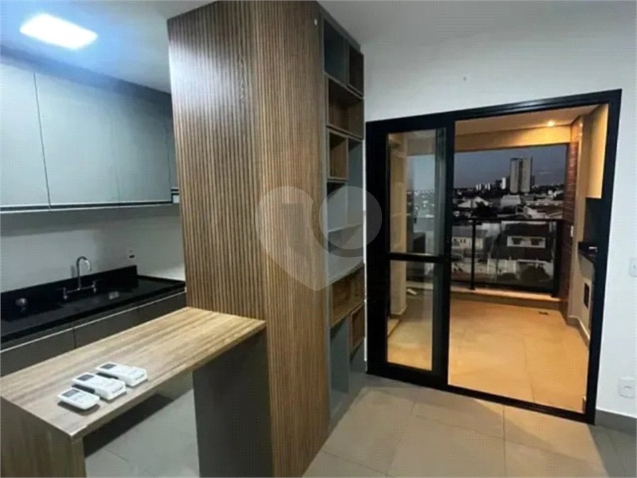 Apartamento à venda ou para alugar com 3 quartos, sendo 1 suíte, em Vila José Bonifácio, Araraquara, SP