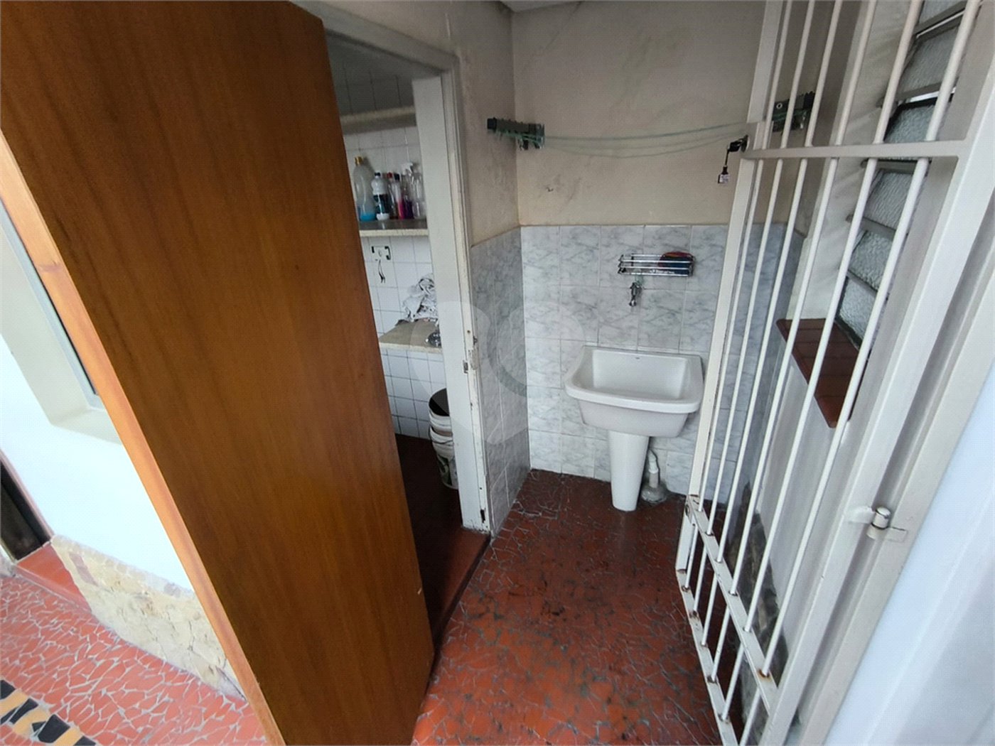 Sobrado à venda com 5 quartos, sendo 1 suíte, em Jardim Trussardi, São Paulo, SP
