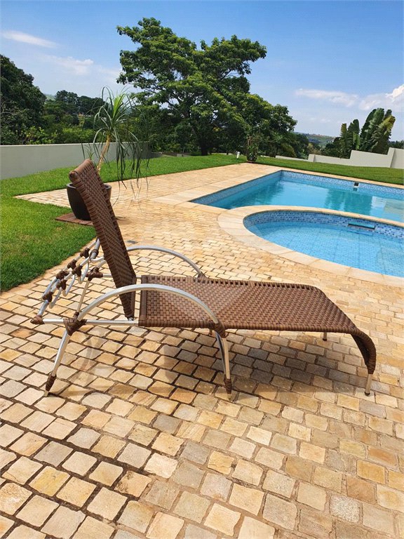 Casa à venda com 5 quartos, sendo 4 suítes, no condomínio Sol Vinhedo, Vinhedo - SP