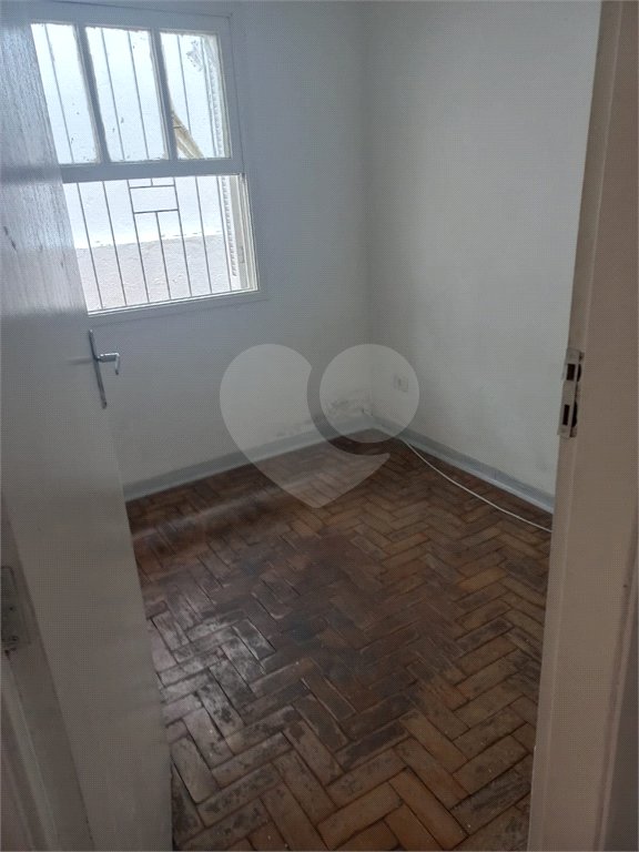 Casa à venda com 3 quartos em Vila Romero, São Paulo, SP