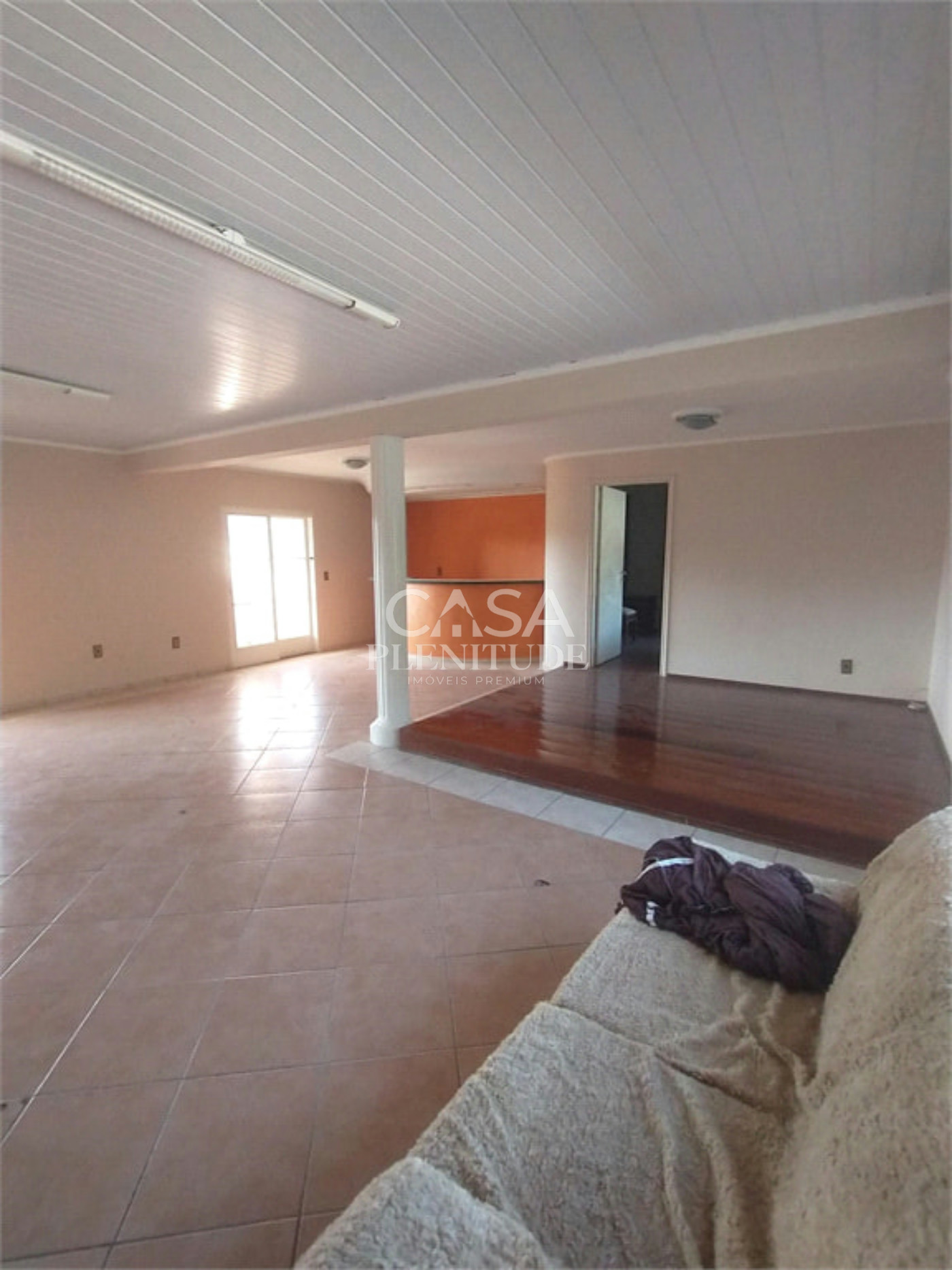 Chácara à venda com 5 quartos, sendo 1 suíte,  em Araçoiaba da Serra, SP