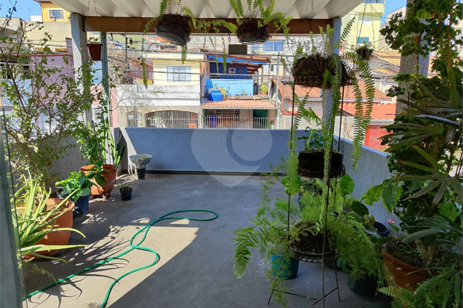 Sobrado à venda com 3 quartos, sendo 1 suíte,  em Parque Naçoes Unidas, São Paulo, SP
