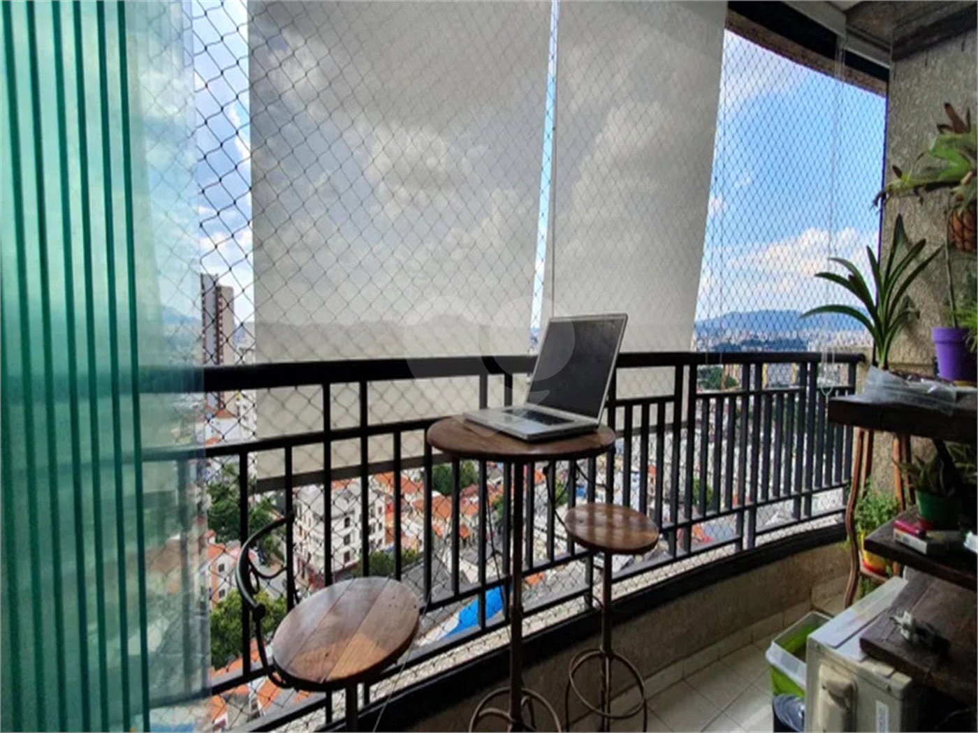 Apartamento à venda com 2 quartos, sendo 1 suíte, em Água Branca, São Paulo, SP