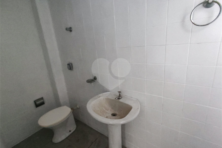 Casa à venda ou para alugar com 3 suítes em Santana, São Paulo, SP