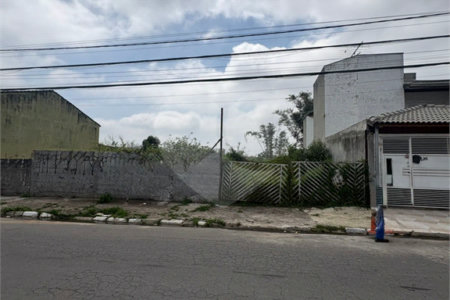 Terreno à venda em Jardim Quaresmeira, Suzano, SP