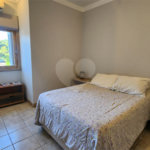 Casa à venda com 4 quartos, sendo 2 suítes, no condomínio Residencial Jardim Primavera, Louveira - SP