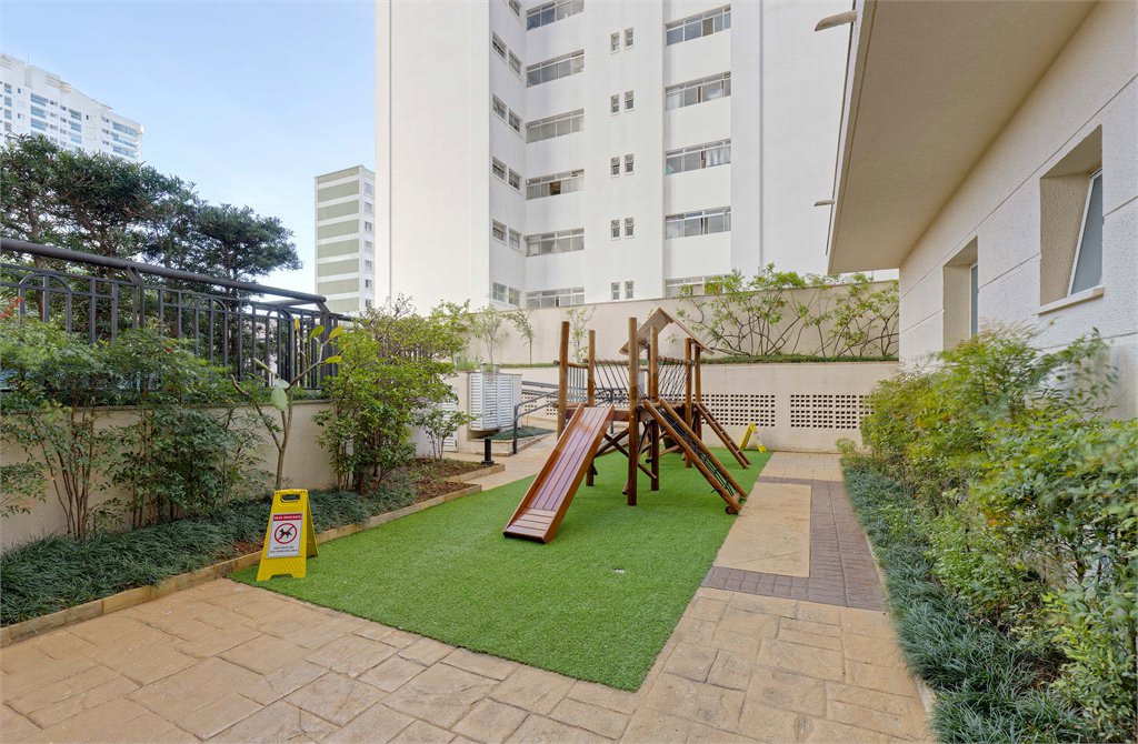 Apartamento à venda com 3 suítes em Alto da Boa Vista, São Paulo, SP