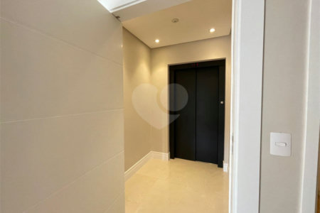Apartamento à venda com 4 suítes em Alto da Boa Vista, São Paulo, SP