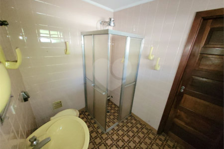 Sobrado à venda com 10 quartos em Campo Belo, São Paulo, SP