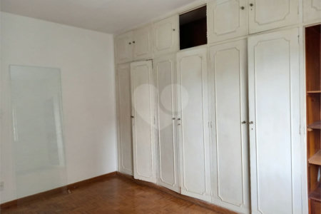 Apartamento à venda com 3 quartos, sendo 1 suíte, em Pinheiros, São Paulo, SP