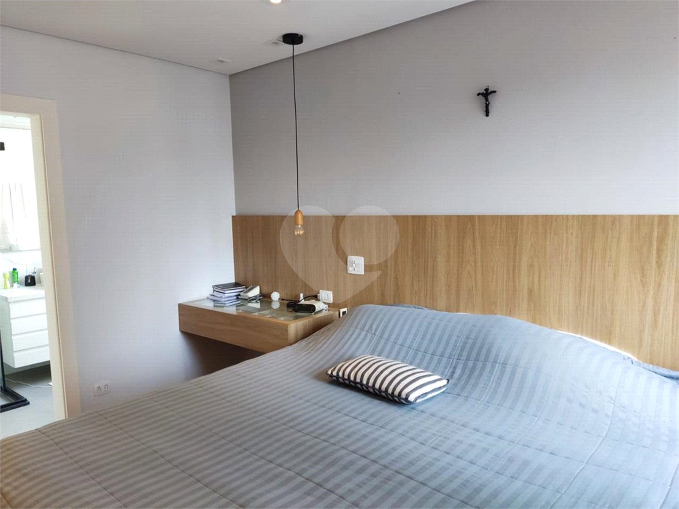 Apartamento à venda com 3 quartos, sendo 1 suíte, em Santa Cecília, São Paulo, SP