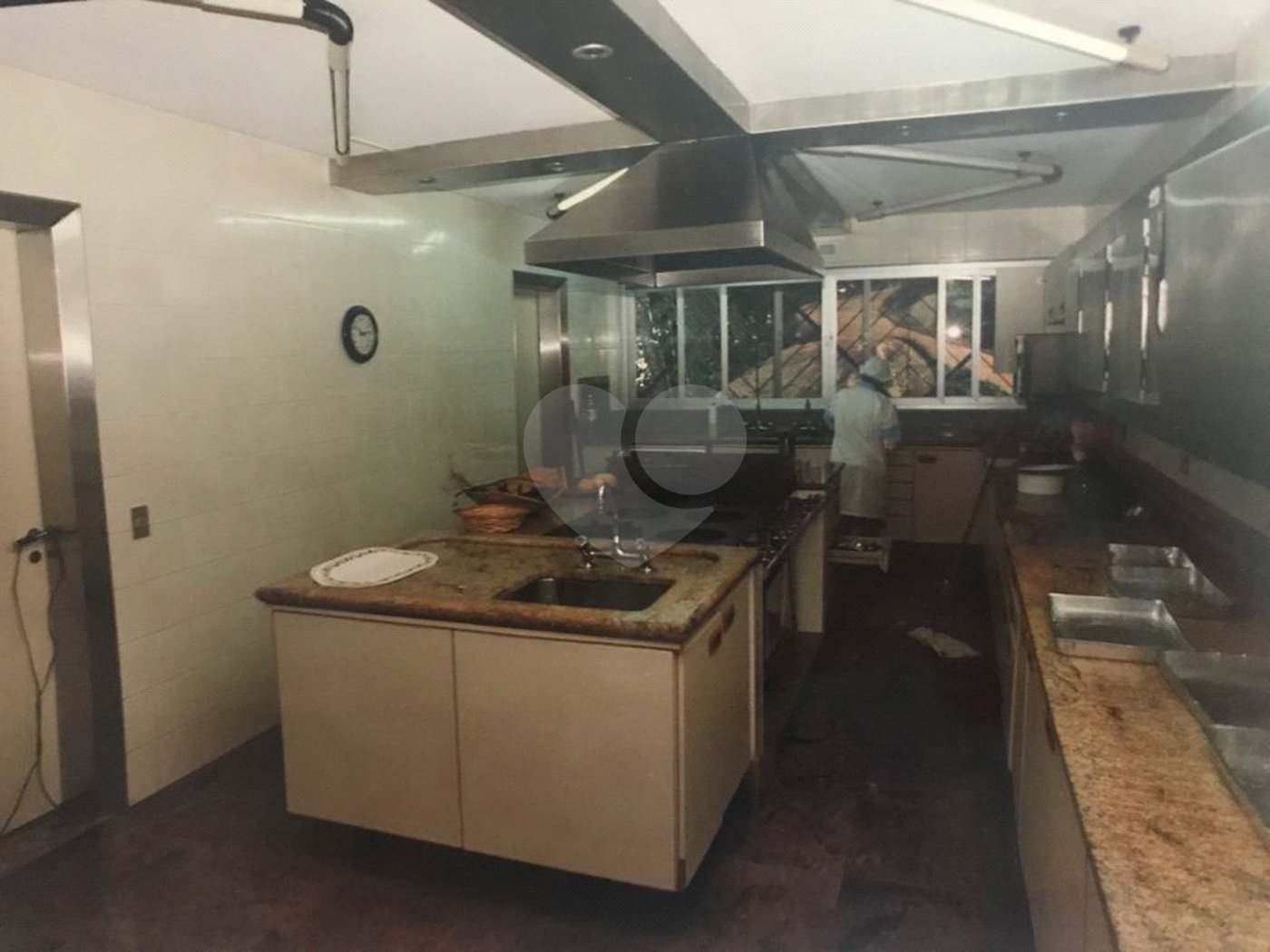 Casa à venda com 6 quartos, sendo 3 suítes,  em Serra da Cantareira, Mairiporã, SP