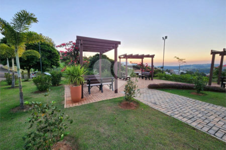Terreno à venda no condomínio Jardim Primavera, Louveira - SP
