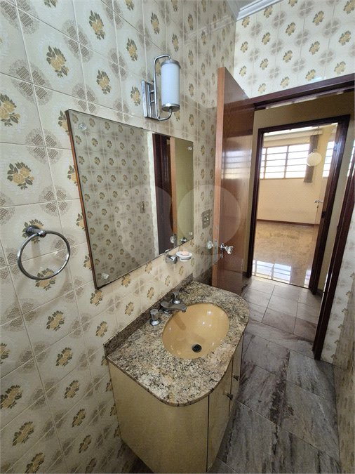 Casa à venda com 4 quartos, sendo 1 suíte, no Centro, Mogi das Cruzes, SP