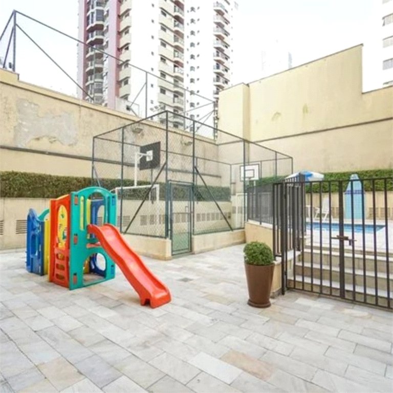 Apartamento à venda com 3 quartos, sendo 1 suíte, em Vila Regente Feijó, São Paulo, SP