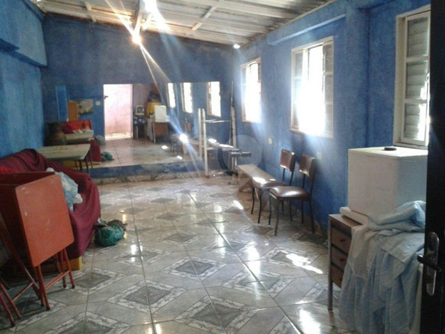 Sobrado à venda com 2 quartos em Parada Inglesa, São Paulo, SP