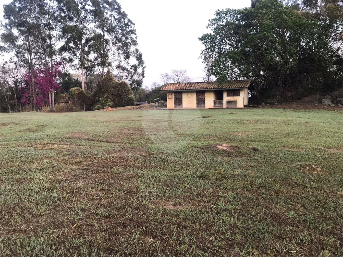 Sítio à venda com 6 quartos, sendo 1 suíte, em Sítio Santa Terezinha, Salto, SP