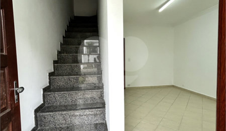 Casa para alugar com 2 quartos, sendo 1 suíte,  no condomínio Terra Nostra III, São Paulo - SP