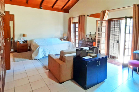 Casa à venda com 4 quartos, sendo 2 suítes, em Planalto Paulista, São Paulo, SP