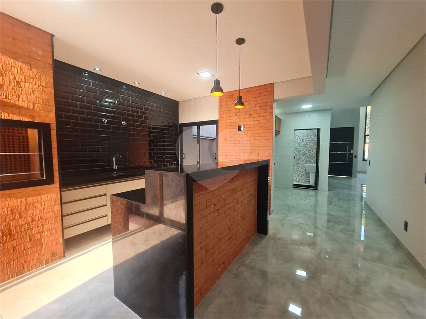 Casa à venda com 3 quartos, sendo 1 suíte,  no condomínio Reserva Ipanema I, Sorocaba - SP