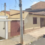 Casa à venda com 3 quartos, sendo 1 suíte,  no Centro, Salto, SP