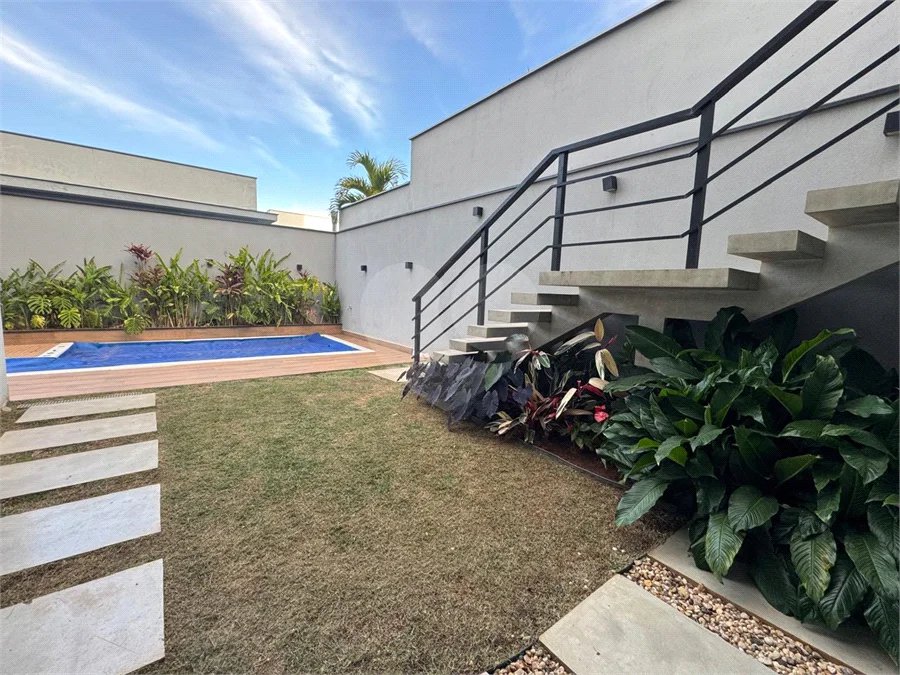 Casa à venda com 3 quartos, sendo 1 suíte,  no condomínio Parque Residencial Damha 2, Piracicaba - SP