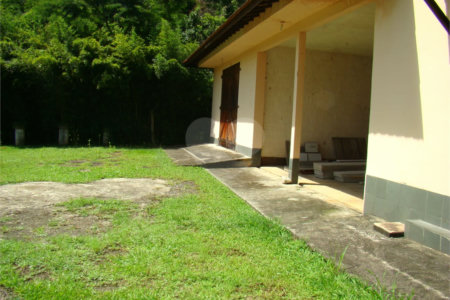 Fazenda à venda com 7 quartos, sendo 3 suítes, em Professor Souza, Casimiro de Abreu, RJ