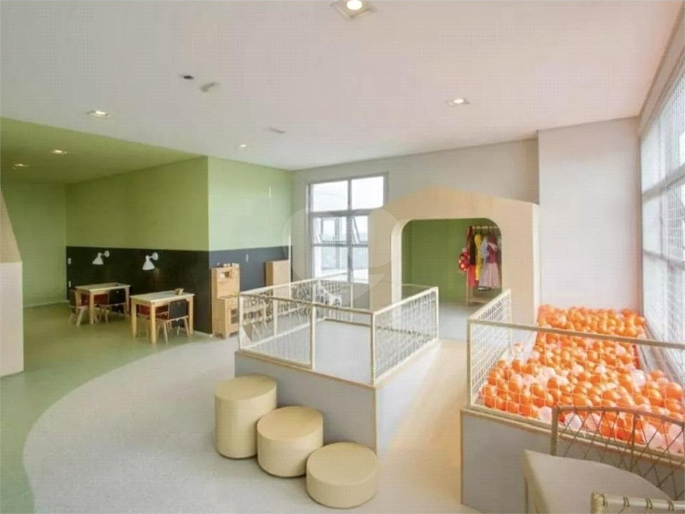 Apartamento à venda com 2 suítes em Campo Belo, São Paulo, SP