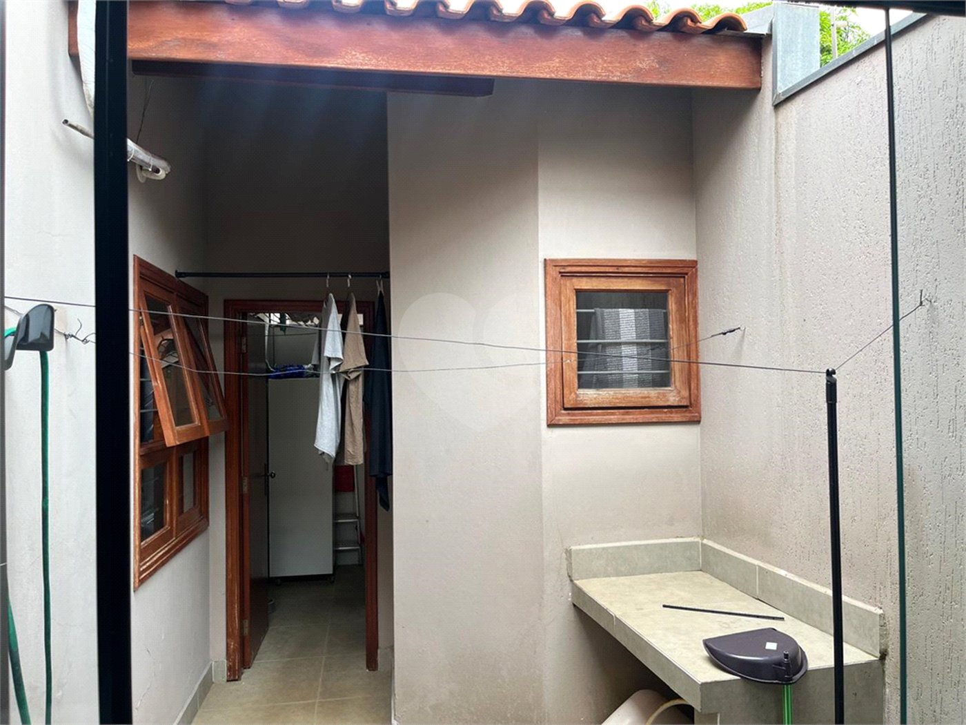Casa à venda com 3 suítes em Jardim Shangri-lá, Itapetininga, SP