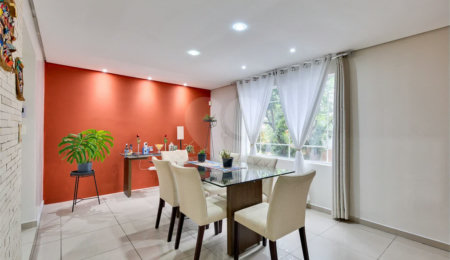 Sobrado à venda com 3 quartos, sendo 1 suíte,  em Alto da Boa Vista, São Paulo, SP