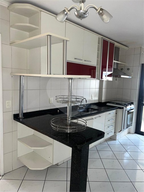 Apartamento para alugar com 3 suítes em Vila Assunção, Santo André, SP