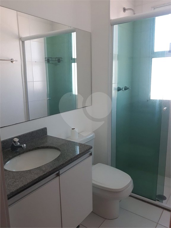 Apartamento à venda ou para alugar com 2 quartos, sendo 1 suíte, em Jardim Carambeí, São Roque, SP